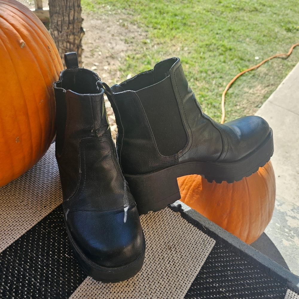 Vegan BOOts